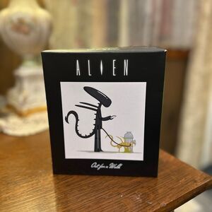Alien "Out for a walk" Figure - Artist Series